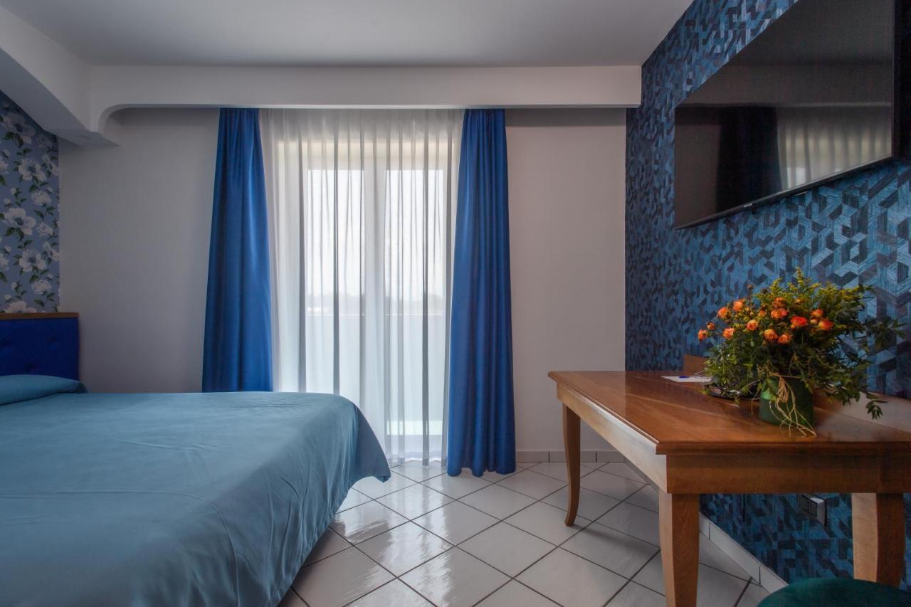 Hotel Ancora بونتيكانيانو المظهر الخارجي الصورة